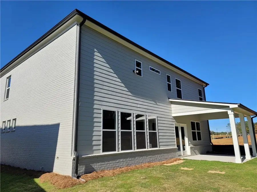 653 Secret Garden Lane, Dacula, GA 30019 - Image #2