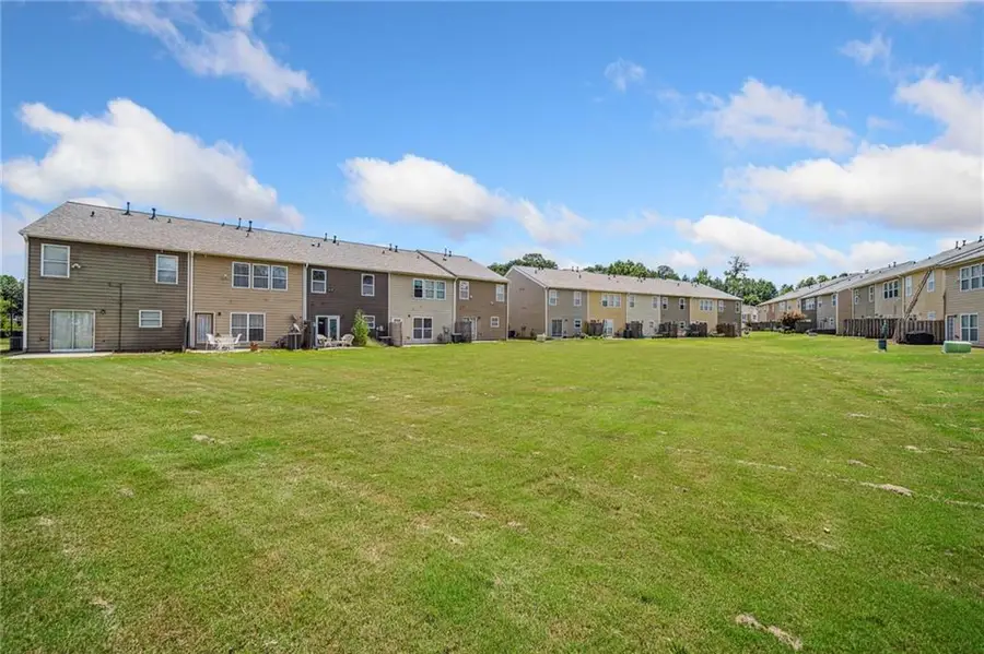 1959 Lakeshore Overlook Circle Nw, Kennesaw, GA 30152 - Image #2