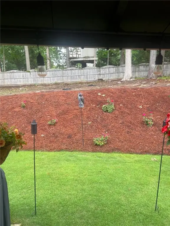 706 Hawthorn Lane, Grayson, GA 30017 - Image #3