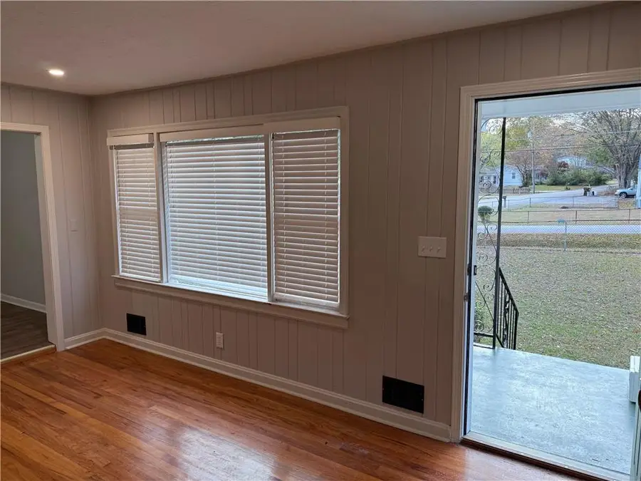 5607 Beaver Drive Sw, Mableton, GA 30126 - Image #3