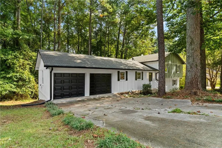 5760 Windermere Court, Lithonia, GA 30038 - Image #2