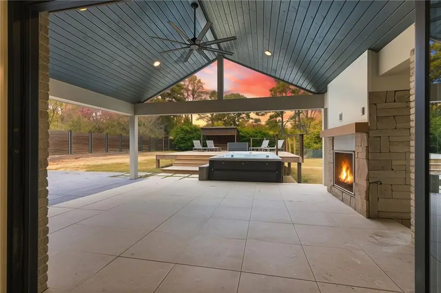 393 Chicopee Drive Ne, Marietta, GA 30060 - Image #3