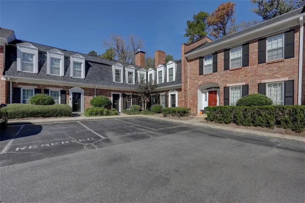 6 Kings Tavern Place, Atlanta, GA 30318 - Image #1