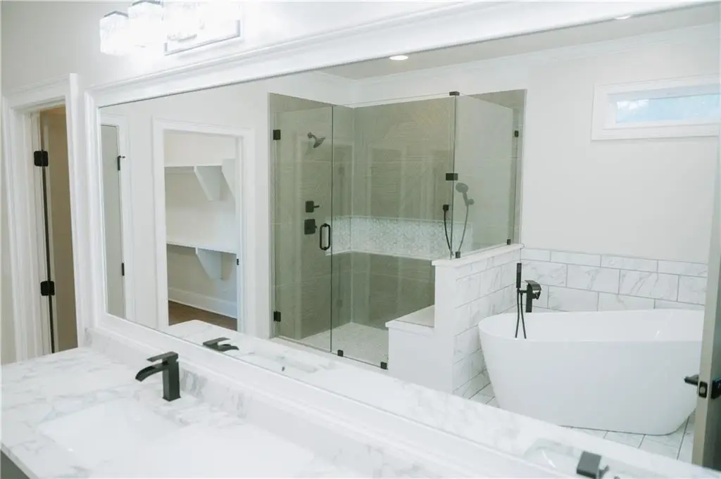 281 Abbington Way, Clarkesville, GA 30523 - Image #1