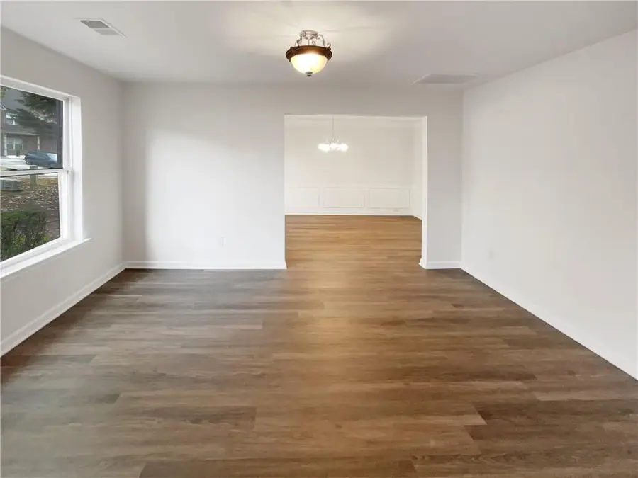 10712 Southwood Drive, Hampton, GA 30228 - Image #3