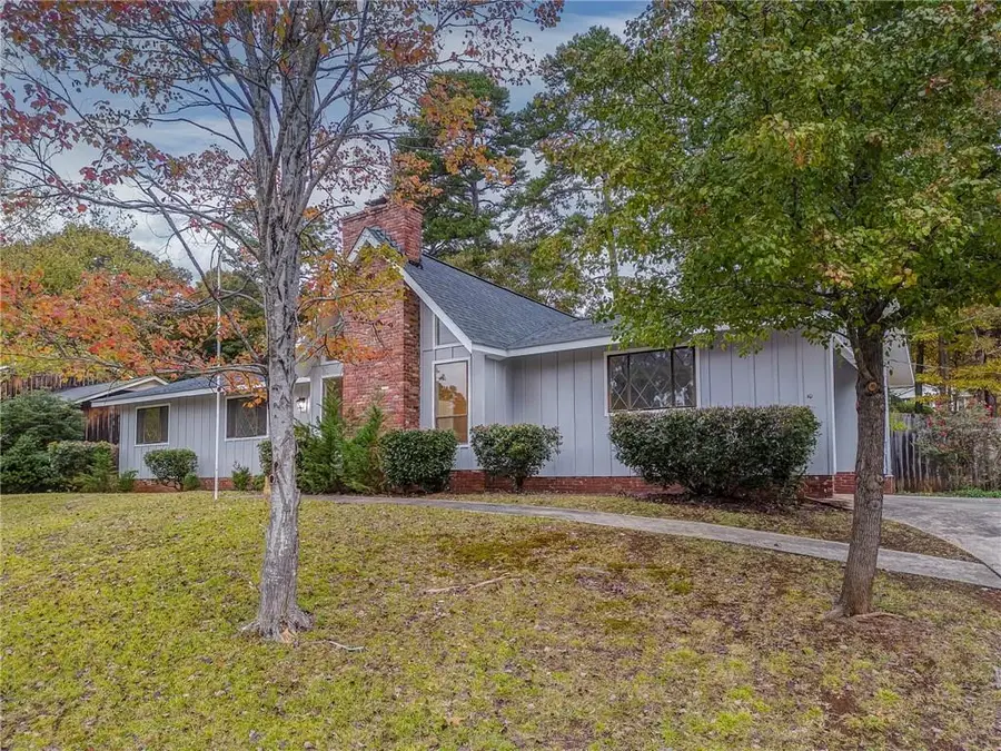 10 Thornwood Drive Sw, Rome, GA 30165 - Image #3