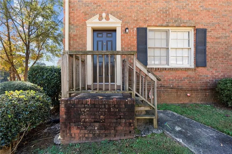 1010 Sexton Drive #10, Stone Mountain, GA 30083 - Image #2