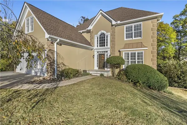 900 Secret Cove Drive, Sugar Hill, GA 30518