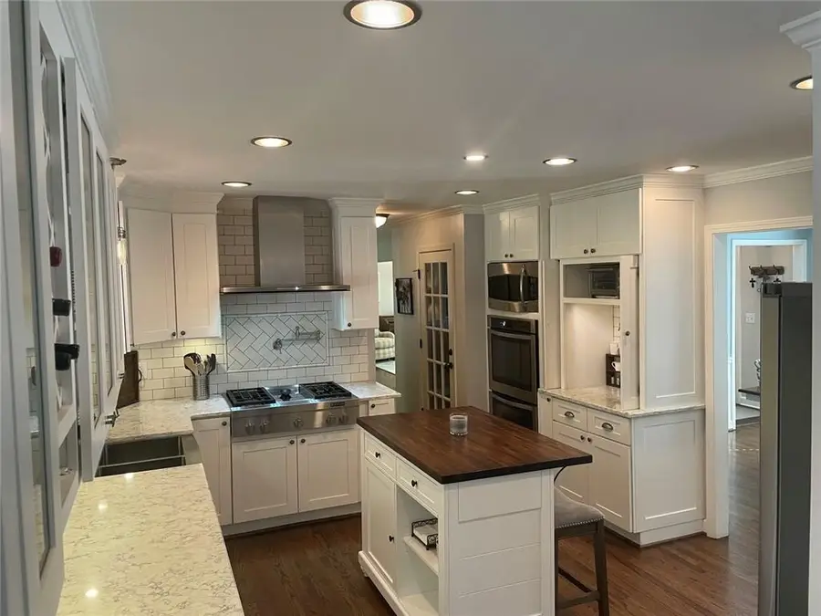 1136 Coronation Drive, Dunwoody, GA 30338 - Image #2