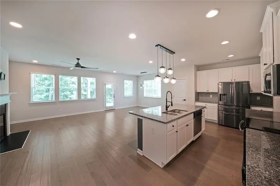 4450 Richmond Court, Stone Mountain, GA 30083 - #3