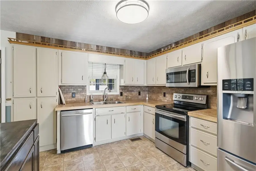 14 Arbors Way Nw, Cartersville, GA 30121 - Image #3