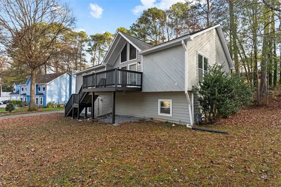 658 Hunt Station Drive, Lawrenceville, GA 30044 - Image #3