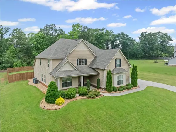 108 Donovan Avenue, Locust Grove, GA 30248