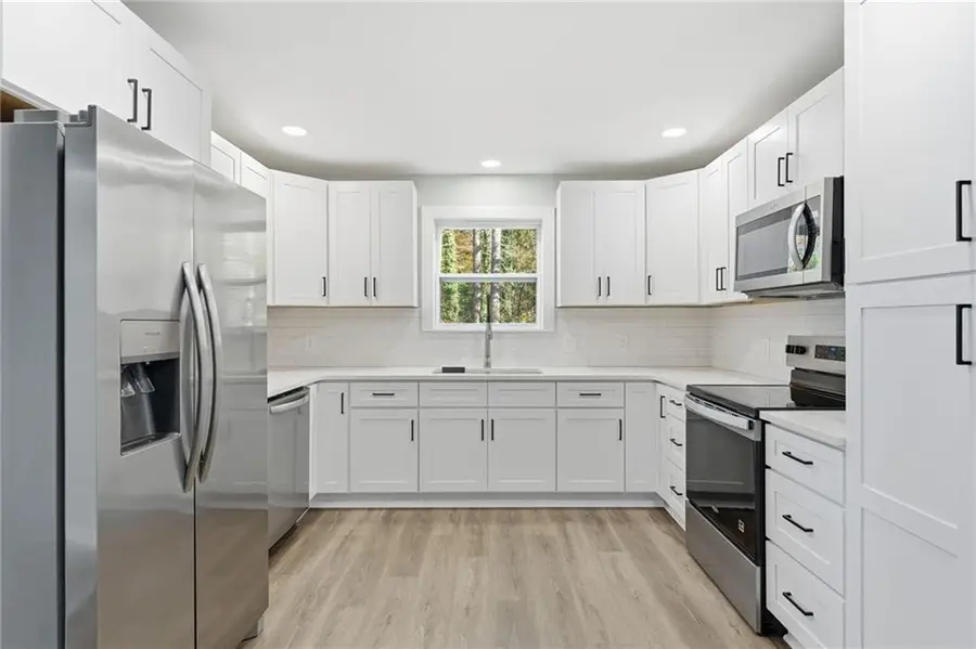 6219 Holly Ann Street Se, Acworth, GA 30102 - Image #3