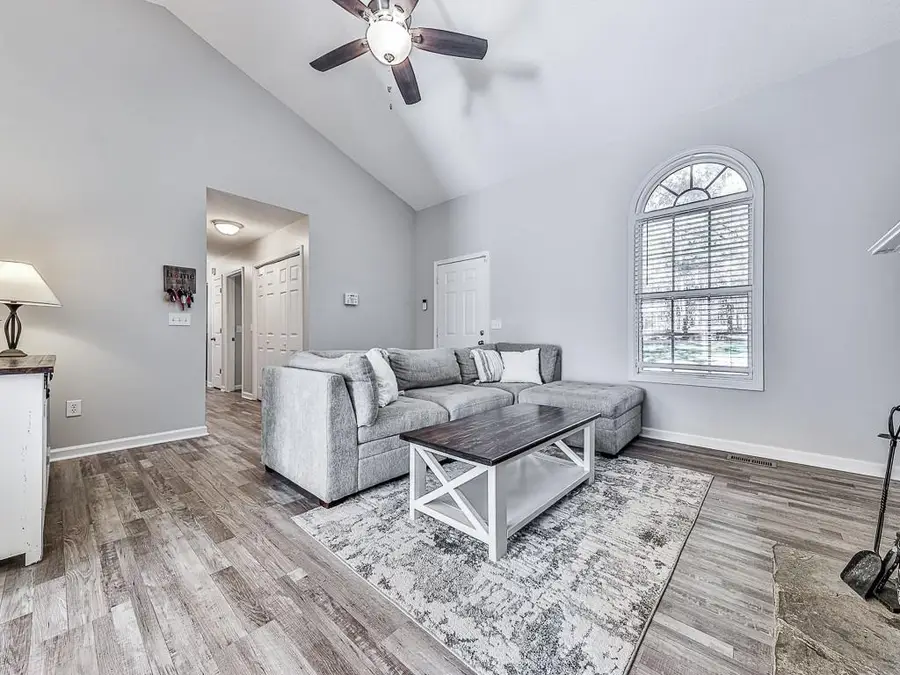 100 Broadlands Drive, White, GA 30184 - Image #3