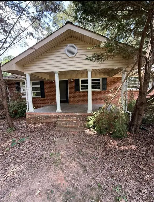 7205 Lakeview Drive, Covington, GA 30014