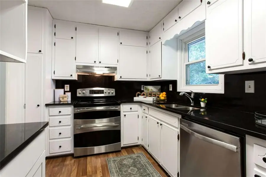 954 Camp Creek Drive, Lilburn, GA 30047 - Image #3