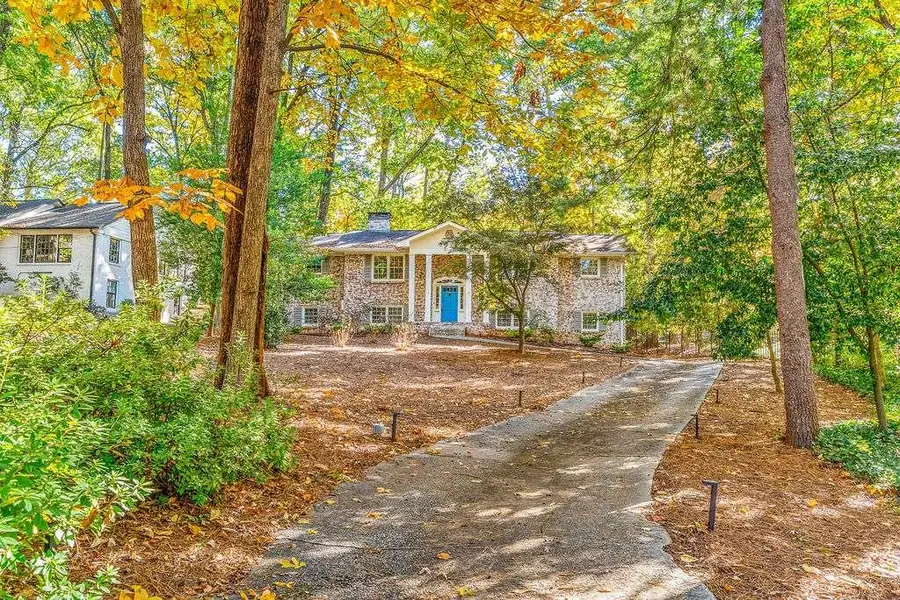 3911 Ivy Road, Atlanta, GA 30342 - Image #2