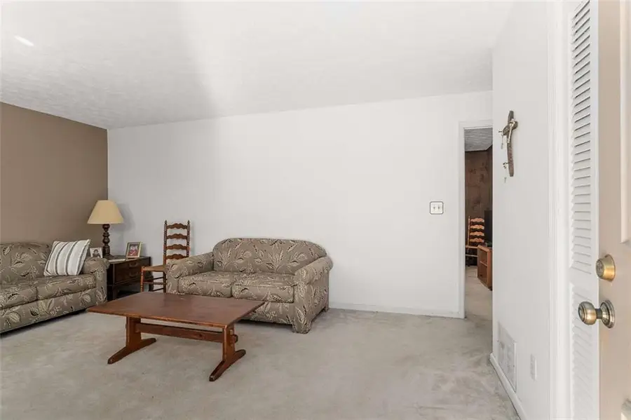 749 Dunleith Court, Stone Mountain, GA 30083 - Image #3