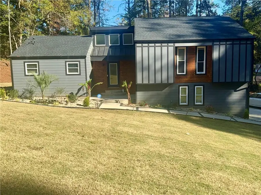 4700 S Seminole Drive, Douglasville, GA 30135 - Image #3