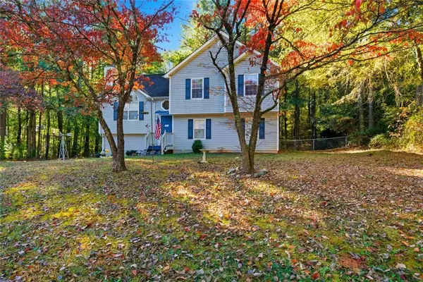 29 Camelot Drive, Cartersville, GA 30121