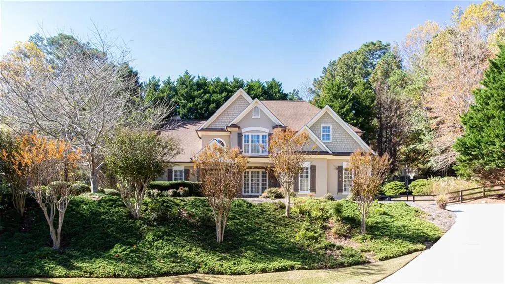 4010 Rockingham Drive, Roswell, GA 30075 - Image #1