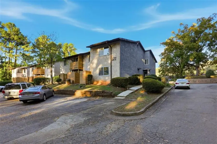 3814 Kensingwood Trace, Decatur, GA 30032 - Image #2