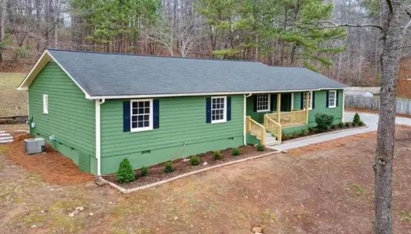 83 Amberidge Drive Nw, Cartersville, GA 30121