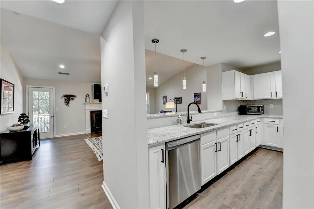 324 Teal Court, Roswell, GA 30076 - Image #1