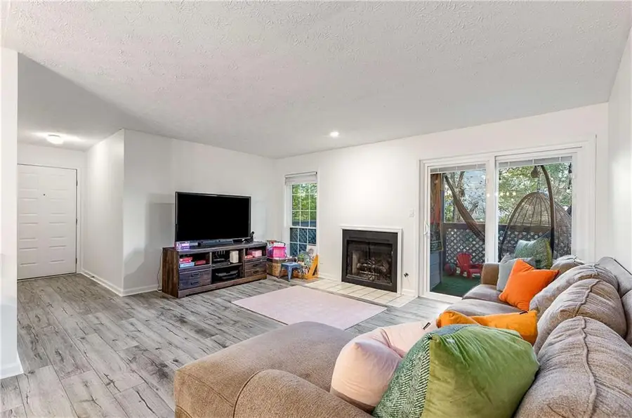 1188 Weatherstone Drive Ne, Atlanta, GA 30324 - Image #3