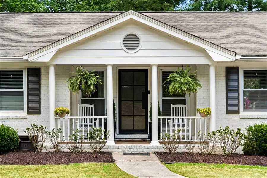 3796 Watkins Place Ne, Brookhaven, GA 30319 - Image #2