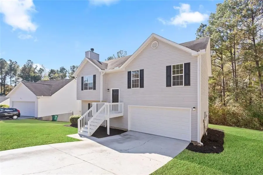 731 Stonebridge Park Circle, Lithonia, GA 30058 - Image #2