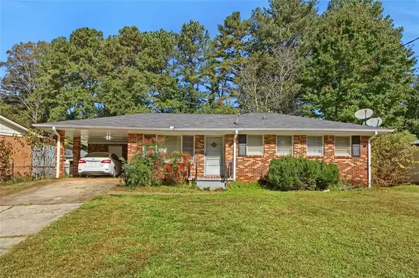 847 Meadow Rock Drive, Stone Mountain, GA 30083