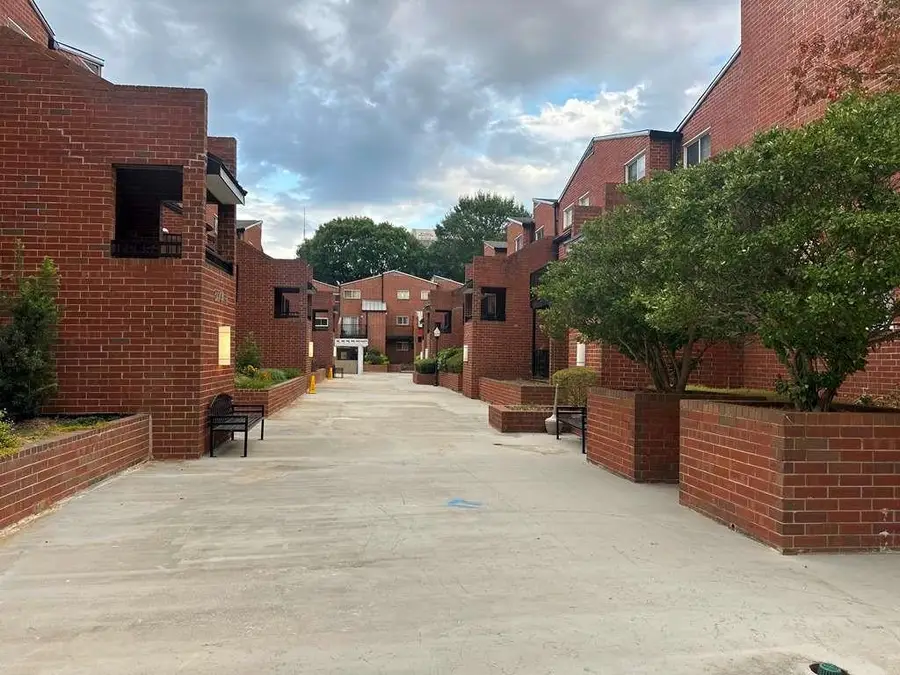 387 Ralph Mcgill Boulevard # G, Atlanta, GA 30312 - Image #3