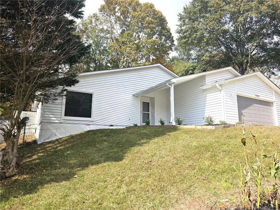 10085 Old Woodland Entry, Alpharetta, GA 30022 - Image #2