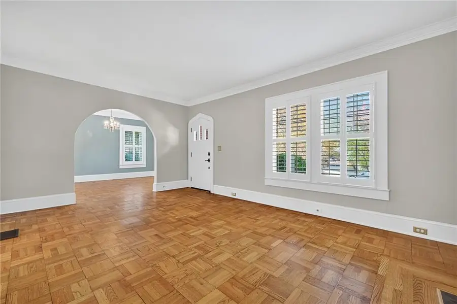 3299 W Shadowlawn Avenue Ne, Atlanta, GA 30305 - Image #2