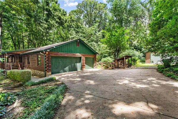 3332 Hunt Road, Acworth, GA 30102
