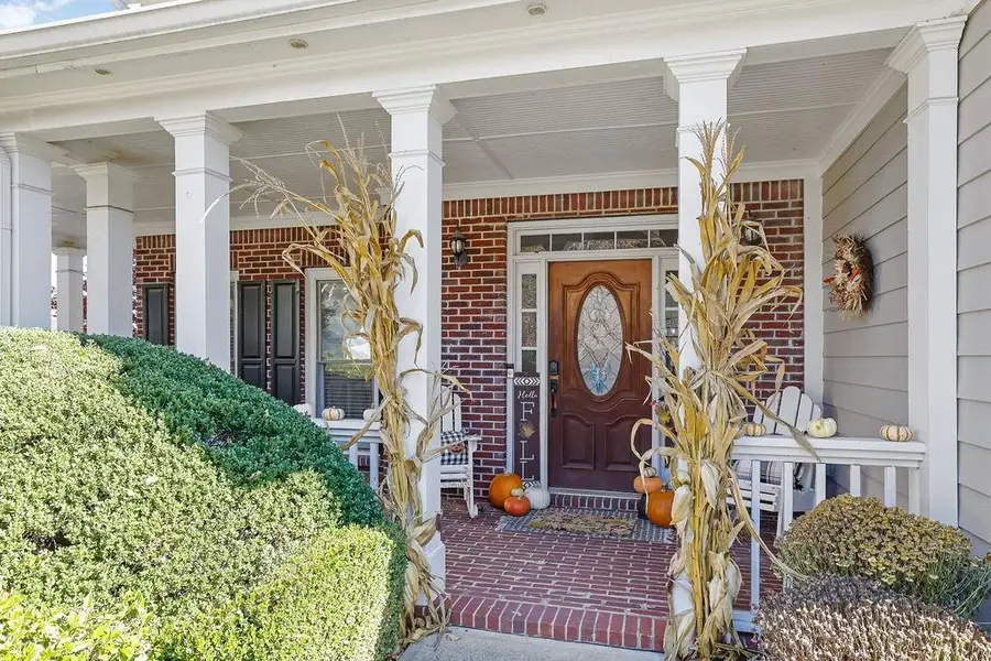 2410 Retreat Close Ne, Marietta, GA 30066 - Image #2