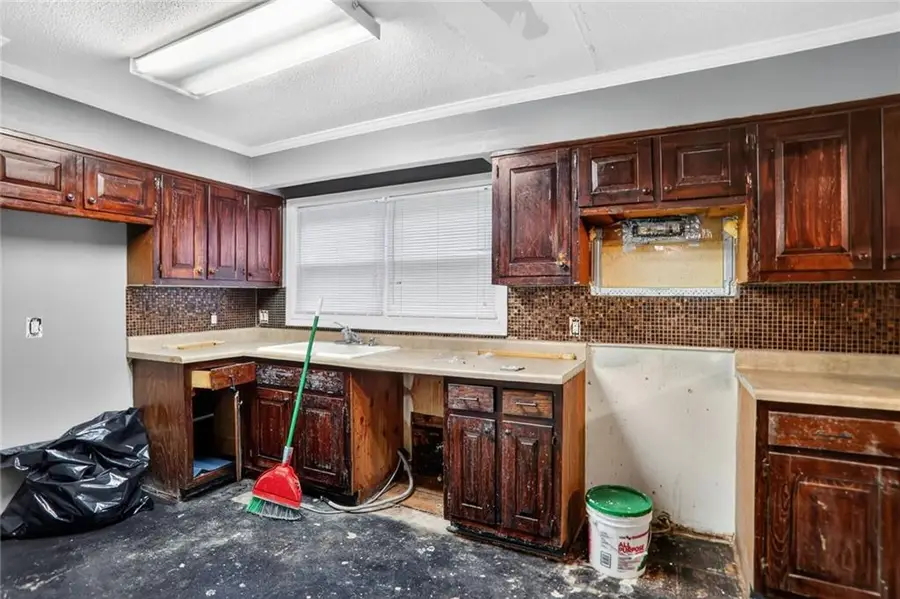 43 Willowick Court, Lithonia, GA 30038 - Image #3