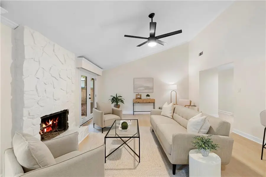 10630 Worthington Hills Manor, Roswell, GA 30076 - Image #2