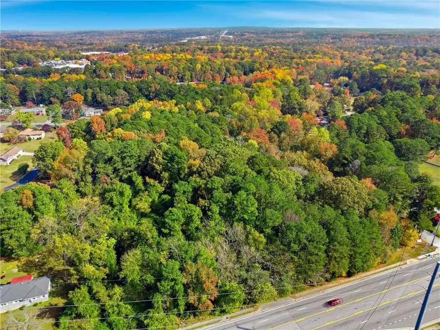 2234 Rockbridge Road, Stone Mountain, GA 30087 - Image #2