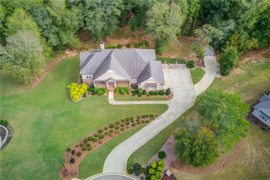 624 Skyland Drive, Hoschton, GA 30548 - Image #2
