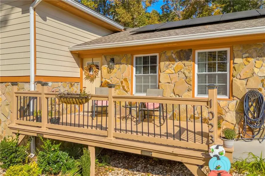 1023 Hickory Nut Lane, Lawrenceville, GA 30043 - Image #3