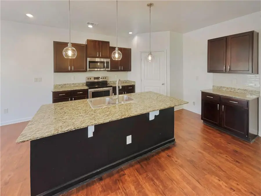 3934 Makeover Court, Atlanta, GA 30349 - Image #2