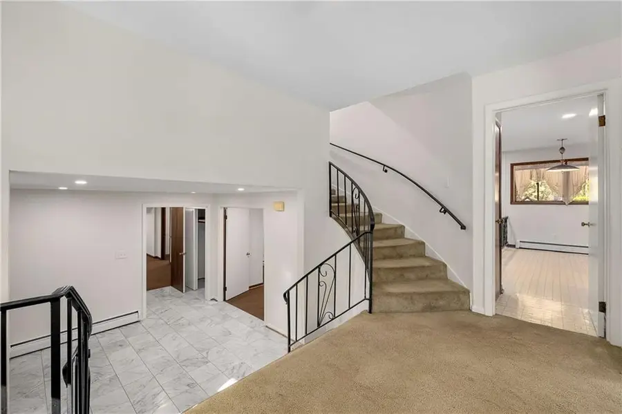 5685 Glen Errol Road Nw, Atlanta, GA 30327 - Image #3