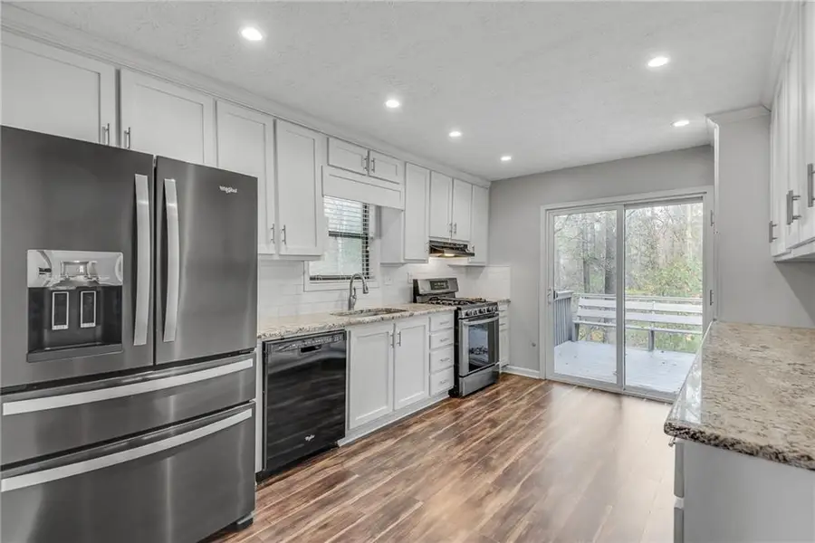 519 Magnolia Drive, Woodstock, GA 30188 - Image #2