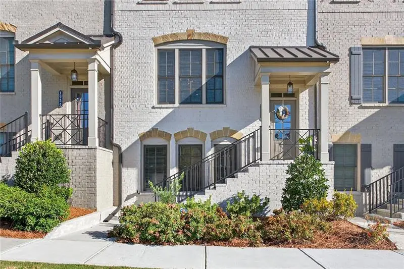 1956 Skyfall Circle Ne, Atlanta, GA 30319 - Image #3