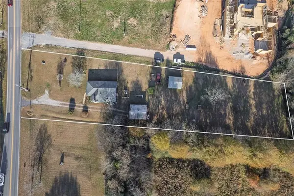 4006 N Arnold Mill Road, Woodstock, GA 30188