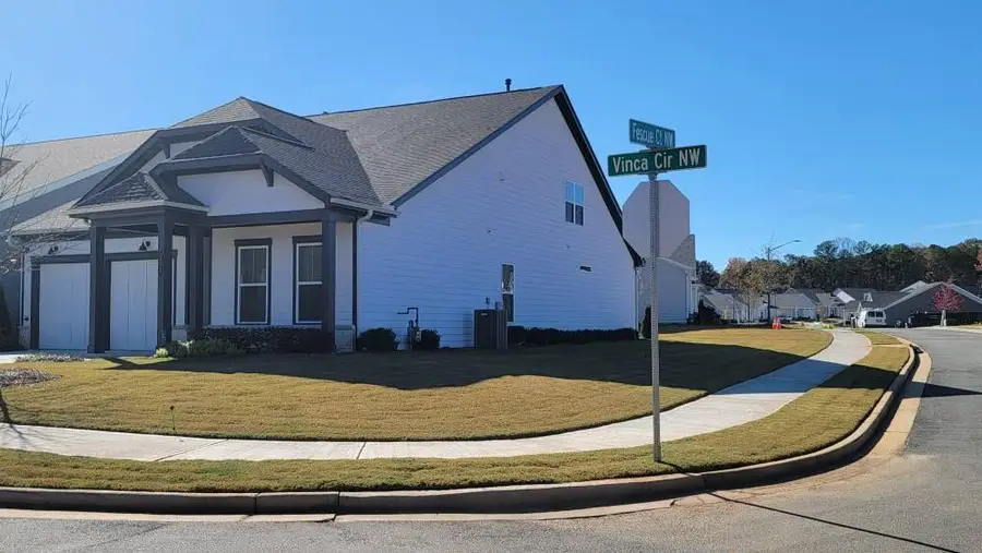 261 Vinca Circle Nw, Kennesaw, GA 30144 - Image #3