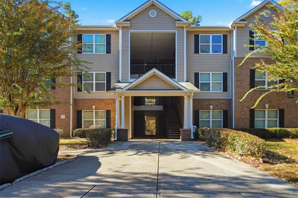 8201 Farington Ridge Circle, Lithonia, GA 30038 - Image #1